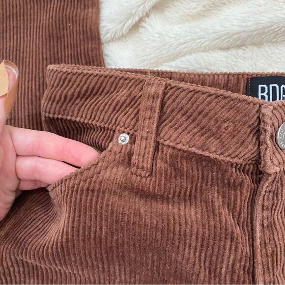 NWOT Urban Outfitters corduroy mom high rise pants brown - Picture 7 of 9